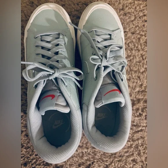 Nike Women's Legacy Lift Sneakers - Picture 3 of 5